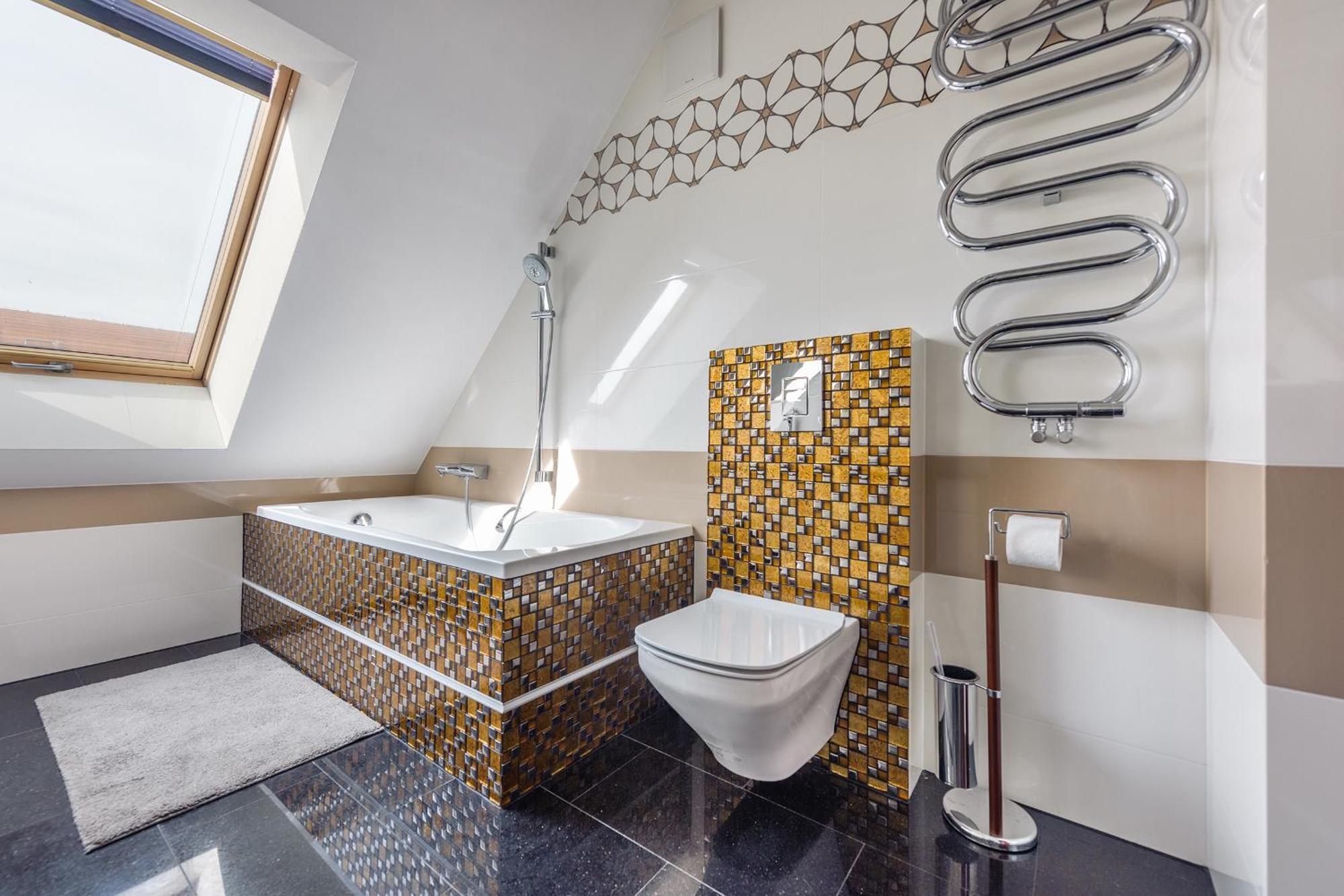 Walk - Premium Duplex With Terrace + 2 Parking Apartment